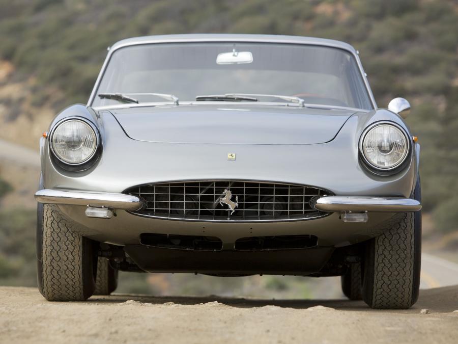  Ferrari 365 GTC 1968 года  (фото 12 из 23)